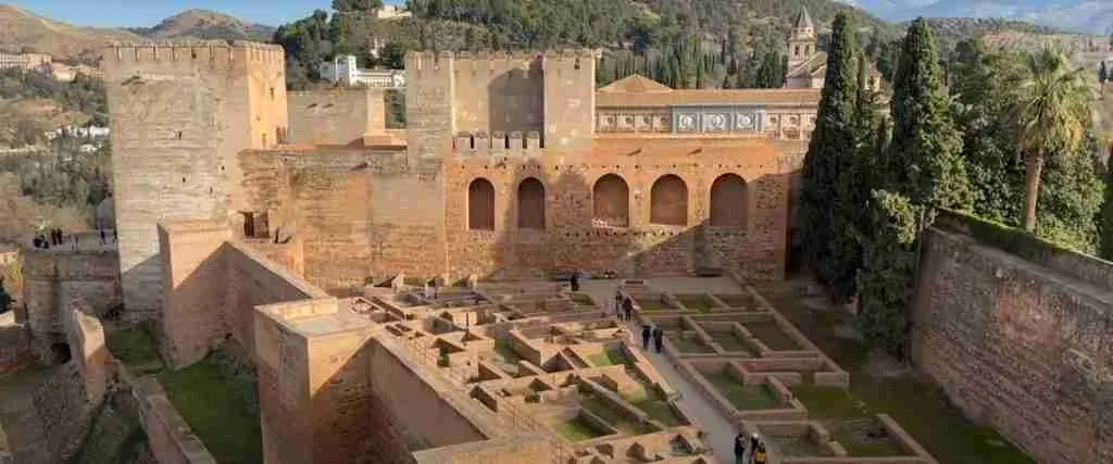 Granada Spain 7-Day Cultural Journey