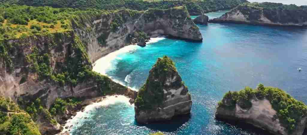 Indonesia 10-Day Complete Adventure