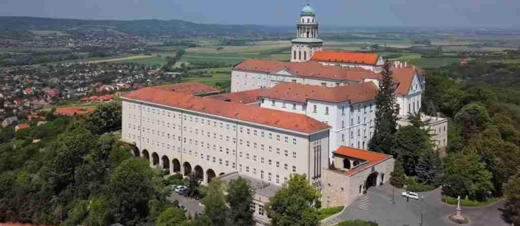Hungary 10-Day Complete Adventure