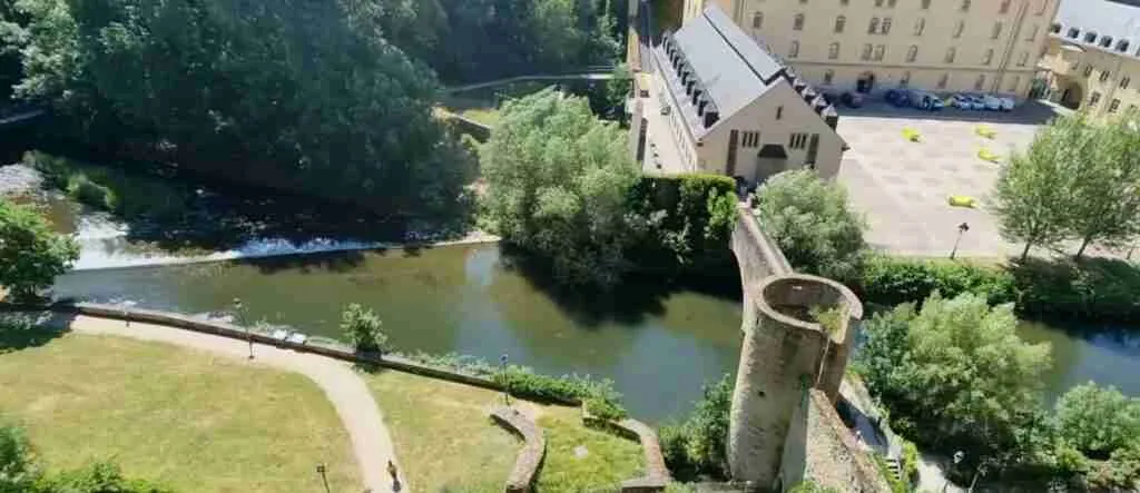 Western Europe 5-Day Highlights Experience