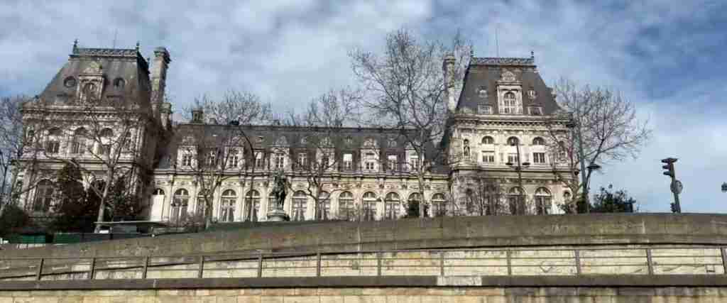 Paris 7-Day Cultural Journey