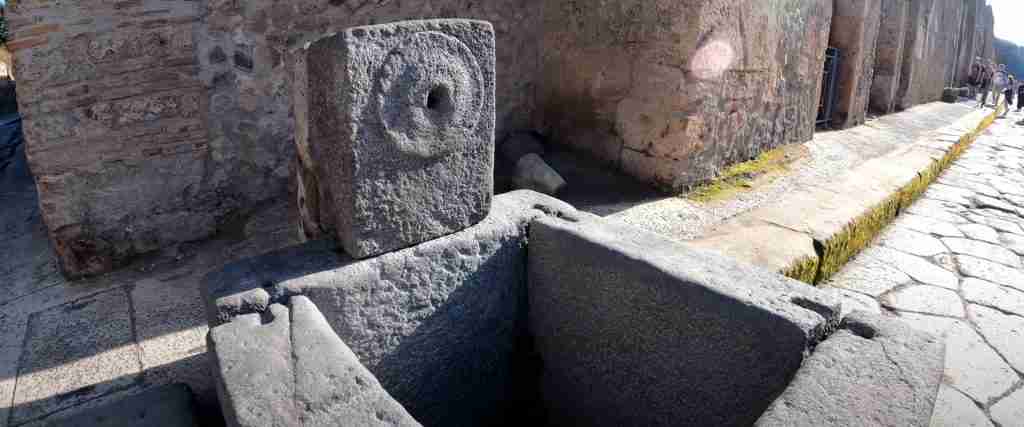 Pompeii 10-Day Complete Adventure