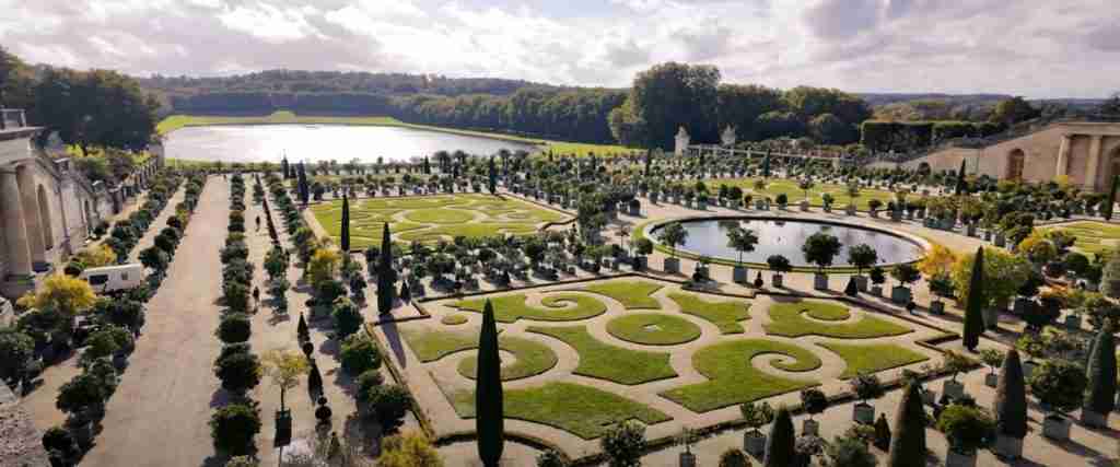 Paris 7-Day Cultural Journey